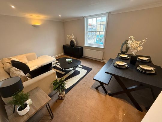 2 bedroom apartment to rent - Photo 1