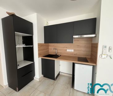 Location Appartement 2 pièces 43m² RODEZ 12000 - Photo 2
