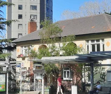 Pembridge, Fully Furnished Economy living! - Photo 4