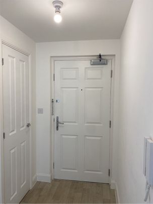 2 Bed Flat, St. Lukes Road, B5 - Photo 1