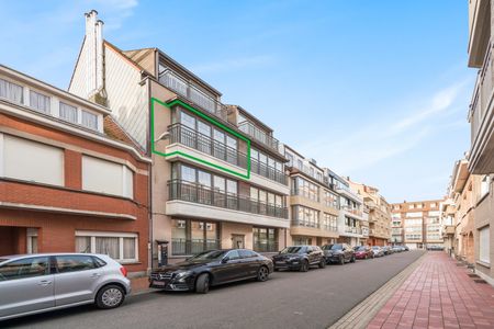 Volledig instapklaar, hedendaags en zeer stijlvol gemeubeld appartement met 2 slaapkamers - Foto 3