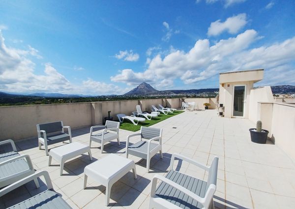 LONG TERM RENTAL. 3 bedroom penthouse apartment for rent with large own large terrace