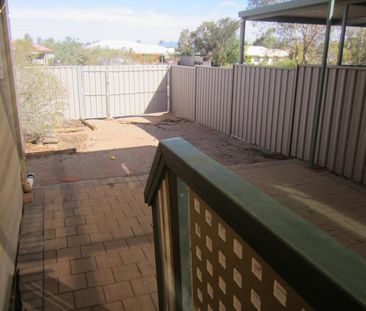 4 Bedroom home - Photo 6