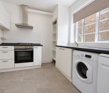 2 bedroom flat to rent - Photo 6