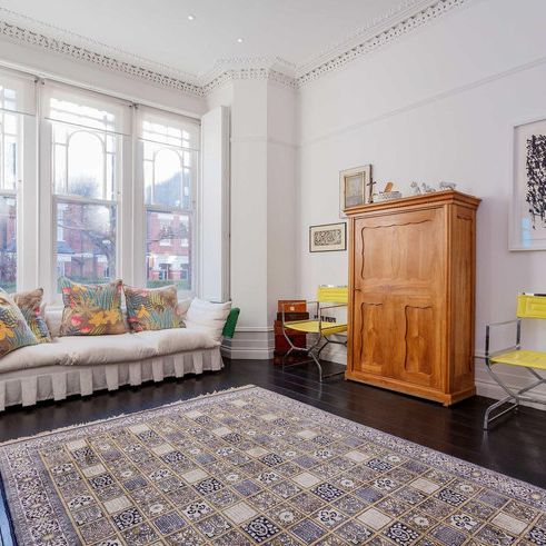 Whitehall Park - Photo 1