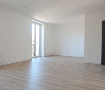 Location Appartement 3 pièces 65m² FIRMINY 42700 - Photo 1