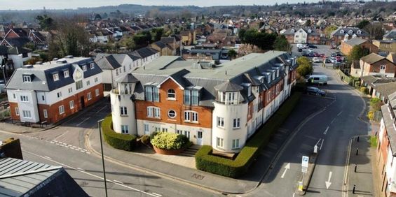 2 bedroom flat to rent - Photo 3