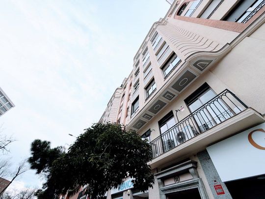 Piso de alquiler en Reina Victoria, Ciudad Universitaria - Photo 1