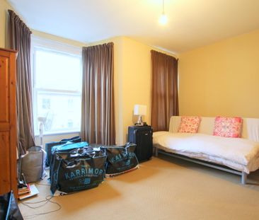 0 Bedroom Studio, Latimer Road, Wimbledon - Photo 3