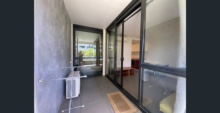 WALKING DISTANCE TO BOX HILL HOSPITAL / BOX HILL CENTRAL - Photo 2