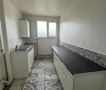 Location Appartement 3 pièces 60m² ST ETIENNE DU ROUVRAY 76800 - Photo 2