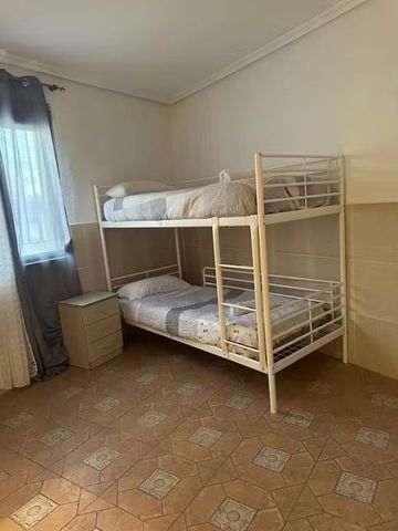 Calle Alboraya, Valencia, Valencian Community 46010 - Photo 5