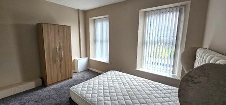 17 Main Street, Ballyclare, BT39 9FE - Photo 3