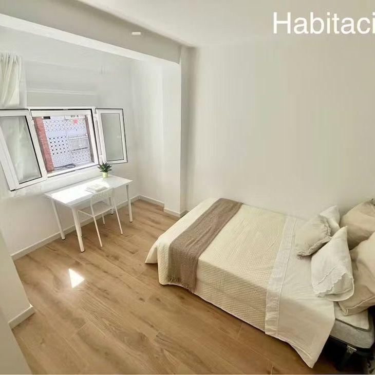 Barriada la Palmilla, Sevilla, Andalusia 41009 - Foto 1