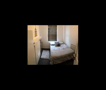 Room in a Shared House, Luckwell Road, BS3 - Photo 1