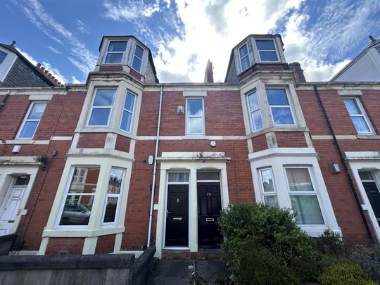 3 bedroom Student Flat to rent in Glenthorn Road, Jesmond, Newcastle Upon Tyne - Photo 1
