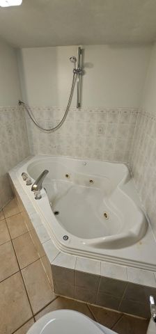 For Lease - 74 argyle Street, Toronto, Ontario - Photo 4