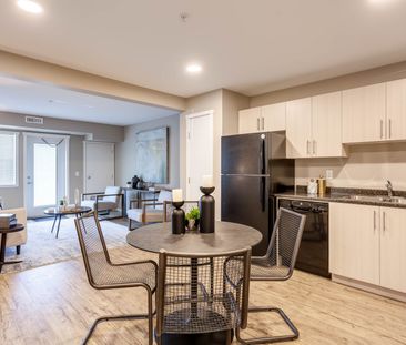 Two Bedroom One Bath - Photo 3