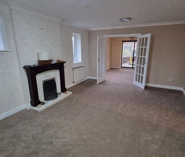 Newby Farm Road, Scarborough - Photo 1