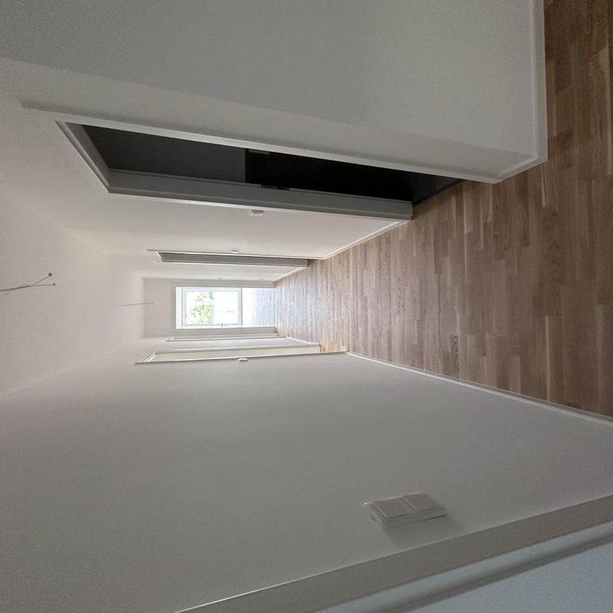 In toller Lage: Wunderschöne, moderne und lichtdurchflutete 3 Zimmer-Wohnung mit Balkon, Dahlienweg 1a, Burgsolms - Foto 1