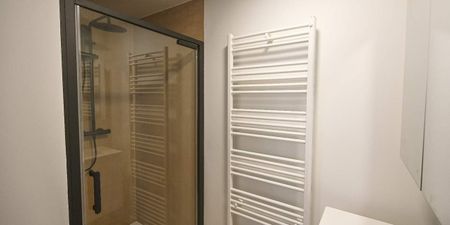 Appartement te huur in Blankenberge voor € 795 met 1 slaapkamer - Photo 2