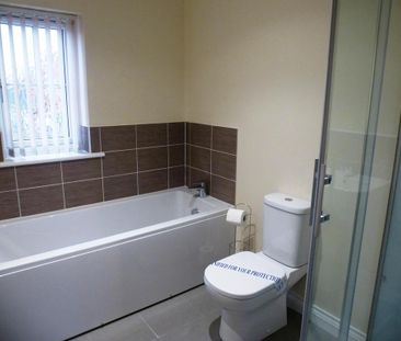3 bedroom semi-detached house to rent - Photo 6