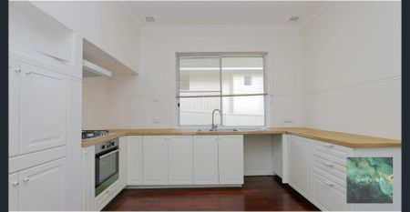 102 Lansdowne Rd, Kensington, WA 6151 - Photo 2