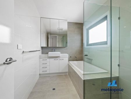 17A Clements Street, BENTLEIGH EAST, VIC - Photo 5