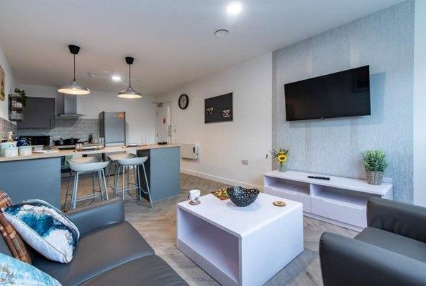 1 bedroom in a house share to rent - Photo 1