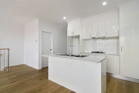 Unit 2/115 Landells Road, - Photo 3