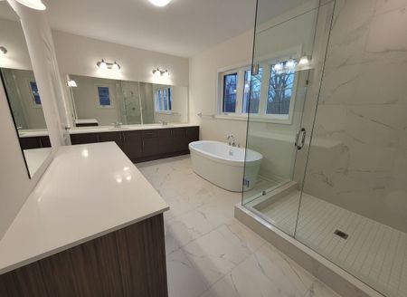 For Lease - 190 Cannes Avenue, Vaughan, Ontario - Photo 4