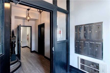 For Lease - 205 Gerrard Street Unit# 1, Toronto, Ontario - Photo 3