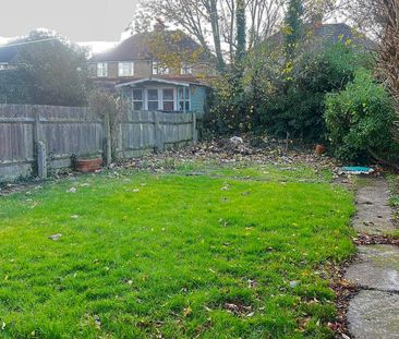 3 bedroom semi-detached house to rent - Photo 5