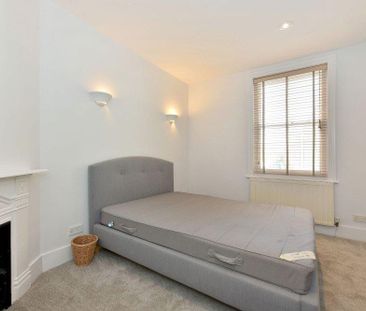 3 bedroom flat to rent - Photo 3