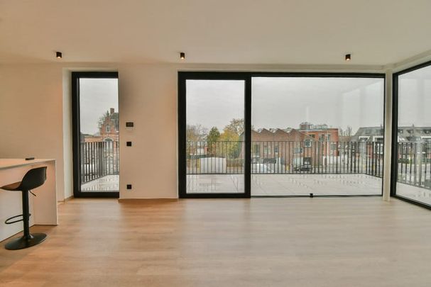 Appartement te huur - Foto 1