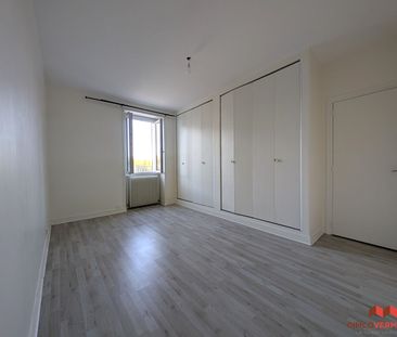 Location Appartement 2 pièces 58m² - Photo 2