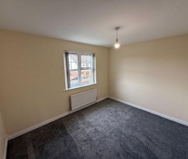 85 Carrigart Crescent, Lurgan, BT65 5EG - Photo 3