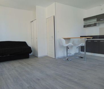 Location Appartement 1 pièce 31m² PRIVAS 07000 - Photo 1