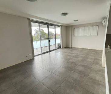 View Wednesday at 4.20pm - 4.35pm - Photo 4