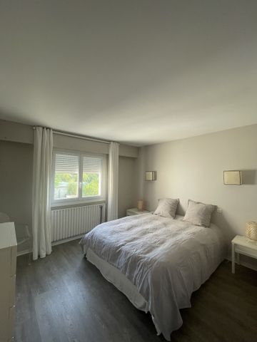 BORDEAUX PARC BORDELAIS:GRAND T2 RENOVE MEUBLE AVEC BALCON ET PARKING - Photo 4