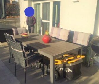 Moderne, Top Gepflegte 2 Zimmer Wohnung mit Terrasse und Garten in ... - Photo 5