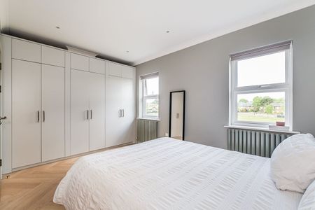 5 bedroom semi-detached house to rent - Photo 5