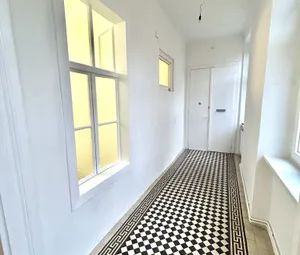 SANIERTES ALTBAUJUWEL: PROVISIONSFREIE, UNBEFRISTETE 133 m² 4-ZIMMER-WOHNUNG, WG-GEEIGNET, IN U4/U6 NÄHE ZU MIETEN! - Photo 3