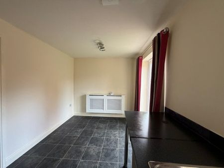 Drew Court, Ashby-de-la-Zouch, LE65 - Photo 4