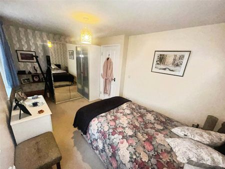 2 bedroom terraced house to rent - Photo 5