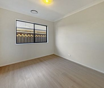 180 metres to Oran Park Public School (approx.) - Photo 2