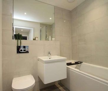 Salisbury Road, Worcester, KT4 - Photo 4