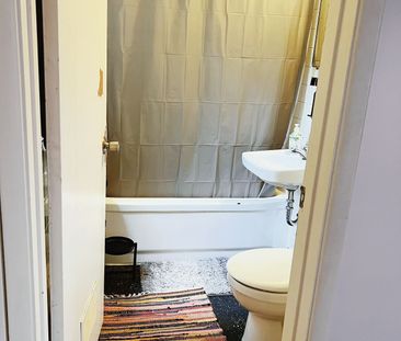 For Lease - 12 Tower Lane Unit# 2, London East, Ontario - Photo 3