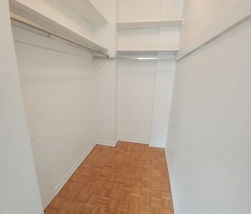 2300 Rue Saint Mathieu, #1801 - Photo 5