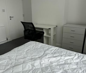 1 bed house share to rent in Fir Street, Burnley, BB10 - Photo 5